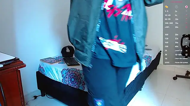 bray hotboy777 online show from September 21, 2:40 pm