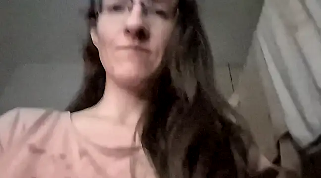 Snapshot of Milky_hairy_mommy chatting on March 15, 8:21 pm Milky hairy mommy online show from March 15, 8:21 pm