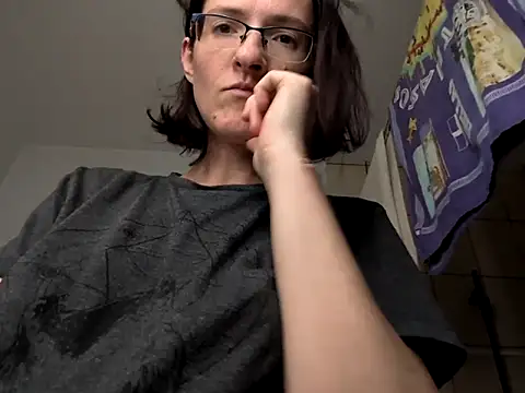 Snapshot of Milky_hairy_mommy chatting on September 14, 6:51 pm Milky hairy mommy online show from September 14, 6:51 pm