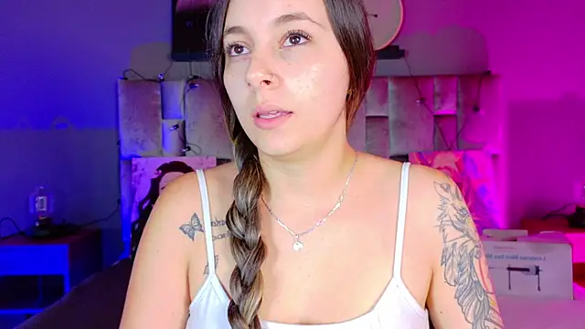 AmbarHills 1 online show from October 29, 11:34 am