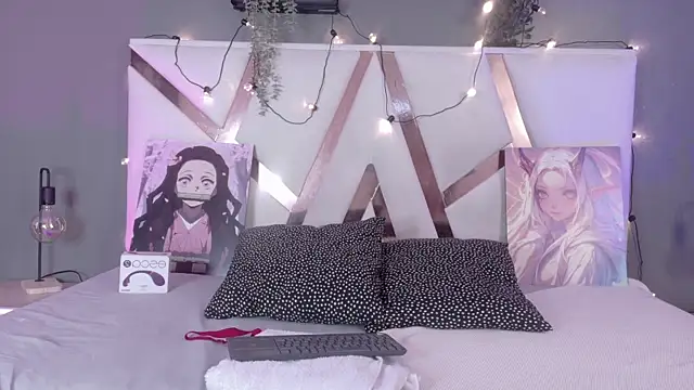 AmbarHills 1 online show from December 1, 11:48 am