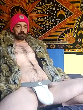 Spacecase2021 online show from December 2, 11:40 pm