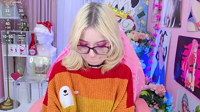 Snapshot of Coconut_Mia chatting on December 17, 10:43 pm Coconut Mia online show from December 17, 10:43 pm