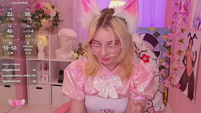 Snapshot of Coconut_Mia chatting on January 13, 1:02 am Coconut Mia online show from January 13, 1:02 am