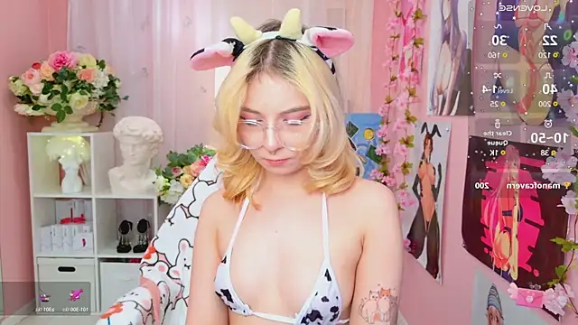 Snapshot of Coconut_Mia chatting on January 15, 8:48 pm Coconut Mia online show from January 15, 8:48 pm