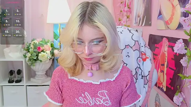 Snapshot of Coconut_Mia chatting on January 21, 9:04 pm Coconut Mia online show from January 21, 9:04 pm