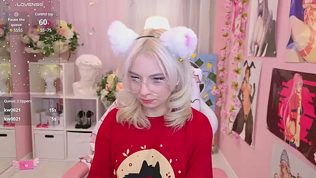 Snapshot of Coconut_Mia chatting on February 2, 12:40 am Coconut Mia online show from February 2, 12:40 am