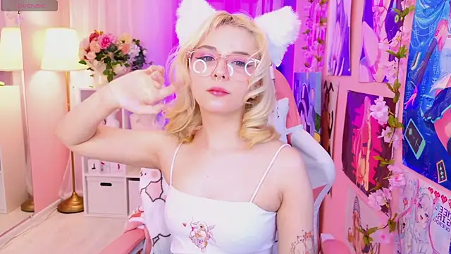 Snapshot of Coconut_Mia chatting on February 22, 9:48 pm Coconut Mia online show from February 22, 9:48 pm