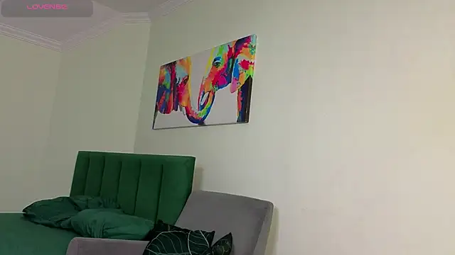 Snapshot of Frostyy_fire chatting on February 27, 4:43 pm Frostyy fire online show from February 27, 4:43 pm