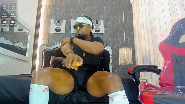 RicoBrown777  online show from January 30, 3:33 am