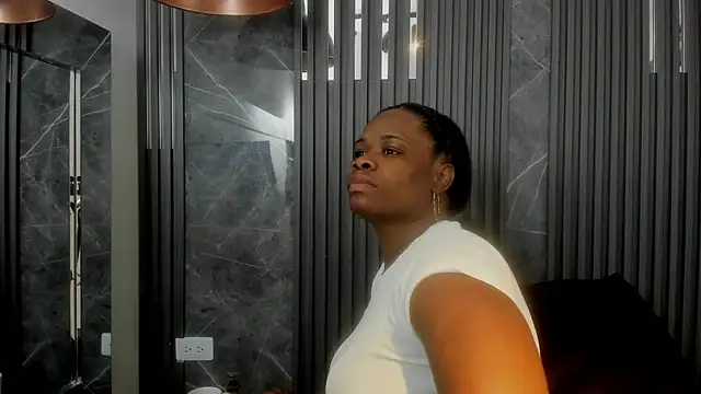 SaraiEvans online show from February 16, 3:26 am