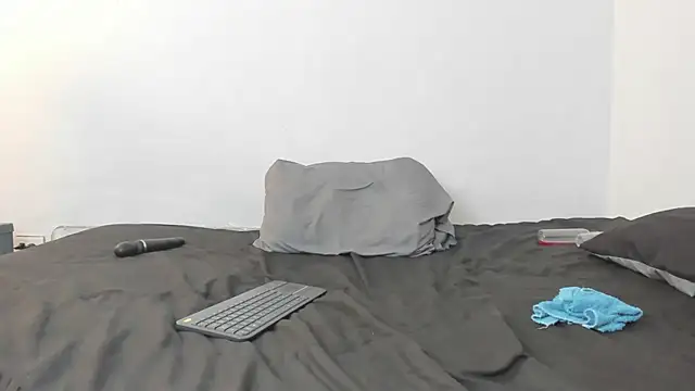 evanandsunny online show from December 13, 6:16 pm