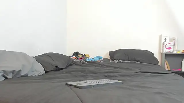 evanandsunny online show from December 14, 10:39 pm