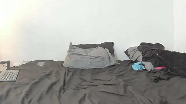 evanandsunny online show from January 24, 8:00 pm