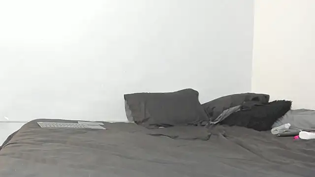 evanandsunny online show from February 6, 11:26 pm