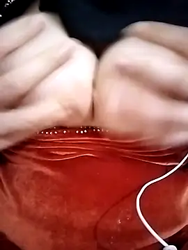 Snapshot of mohra30 chatting on February 1, 7:23 pm mohra30 online show from February 1, 7:23 pm