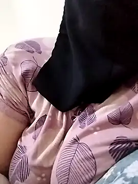 Snapshot of mohra30 chatting on March 5, 8:32 pm mohra30 online show from March 5, 8:32 pm