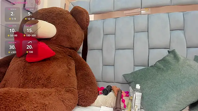 Snapshot of karina_mason chatting on November 6, 12:50 pm karina mason online show from November 6, 12:50 pm