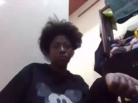 Snapshot of Sexxy_bre chatting on September 15, 6:35 am Sexxy bre online show from September 15, 6:35 am