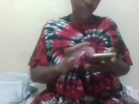 Snapshot of Sexxy_bre chatting on October 3, 7:11 pm Sexxy bre online show from October 3, 7:11 pm