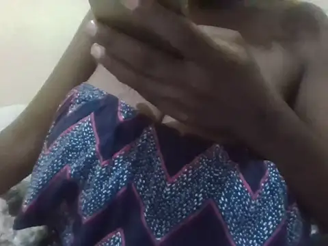 Snapshot of Sexxy_bre chatting on October 5, 11:08 am Sexxy bre online show from October 5, 11:08 am