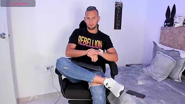 Damon Bakert online show from October 1, 9:10 pm