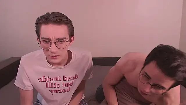 EliotMarks online show from December 10, 6:17 pm