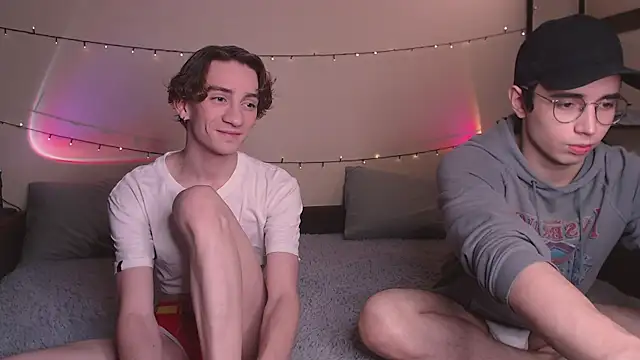 EliotMarks online show from November 23, 7:35 pm