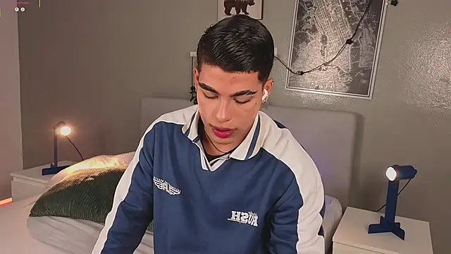 Snapshot of Ken-boy_ chatting on September 29, 11:59 am Ken-boy online show from September 29, 11:59 am