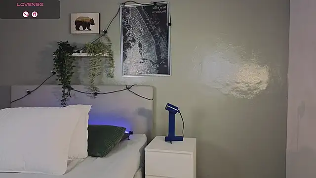 Snapshot of Ken-boy_ chatting on October 14, 11:55 am Ken-boy online show from October 14, 11:55 am