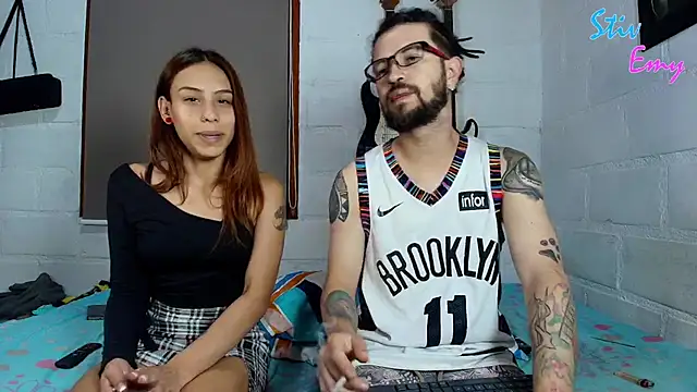 emiandstiv online show from March 17, 1:03 am