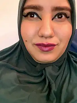 hannahayat online show from December 2, 3:47 pm