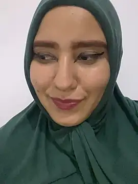 hannahayat online show from December 4, 1:58 am