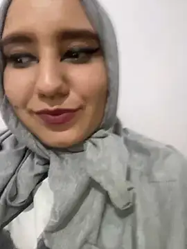 hannahayat online show from December 10, 11:19 pm