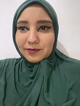 hannahayat online show from February 1, 2:02 pm