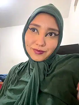 hannahayat online show from October 3, 9:34 pm