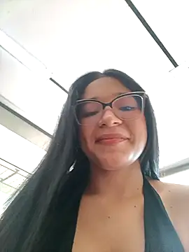 -VICKKY online show from January 29, 8:04 pm