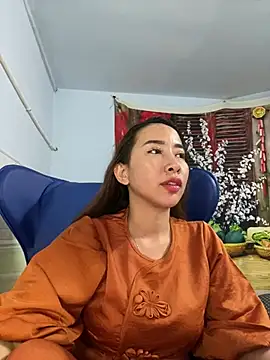 Cherry 6969 online show from February 22, 2:30 pm