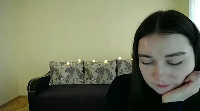 Pretty shy online show from February 1, 12:05 pm