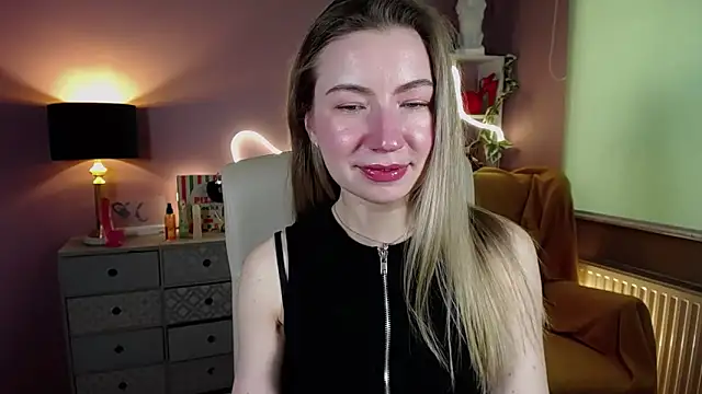 Mia Tasty online show from March 22, 11:00 am