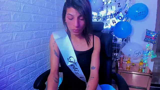 Snapshot of ImCrazzy chatting on October 28, 2:53 pm ImCrazzy online show from October 28, 2:53 pm