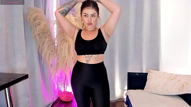 Snapshot of Sofiawilson_ chatting on February 28, 3:37 pm Sofiawilson online show from February 28, 3:37 pm