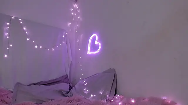 BonnieCute  online show from December 28, 12:03 pm