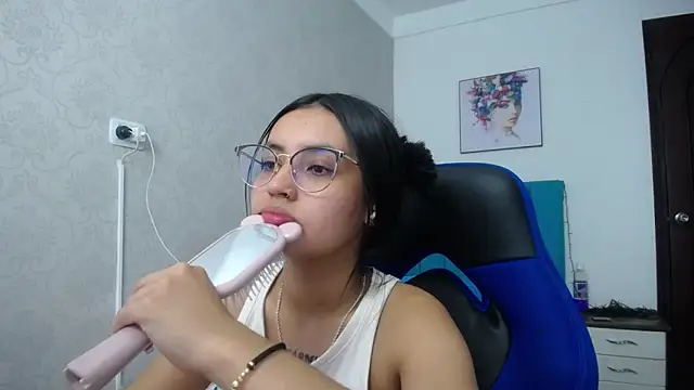 antonella sweetlittle online show from January 15, 6:40 pm