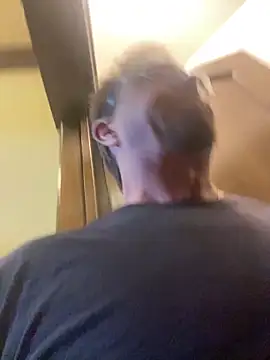 sluttydylan online show from November 18, 7:51 pm