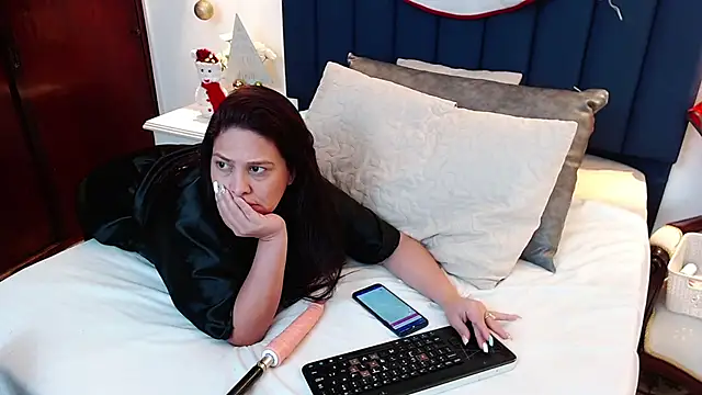 KattaGoez online show from December 28, 2:33 am