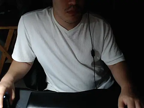 thealfawolf01 online show from March 23, 2:37 am