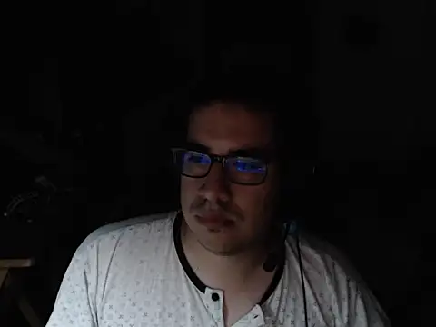 thealfawolf01 online show from November 27, 2:57 am