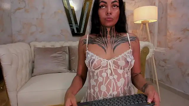 hanna slut  online show from September 9, 10:37 am