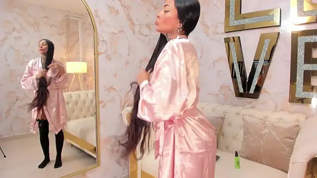 hanna slut  online show from September 23, 10:18 am